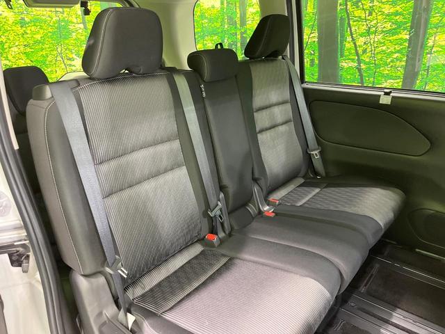 セレナ ハイウェイスターＶ　両側電動ドア　全周囲カメラ　衝突被害軽減システム　レーダークルーズ　禁煙車　ドラレコ　スマートキー　ＬＥＤヘッド　ビルトインＥＴＣ　純正１６インチアルミ　パークアシスト　車線逸脱警報　オートライト（8枚目）