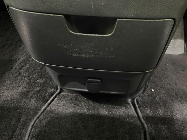 セレナ ハイウェイスターＶ　両側電動ドア　全周囲カメラ　衝突被害軽減システム　レーダークルーズ　禁煙車　ドラレコ　スマートキー　ＬＥＤヘッド　ビルトインＥＴＣ　純正１６インチアルミ　パークアシスト　車線逸脱警報　オートライト（66枚目）