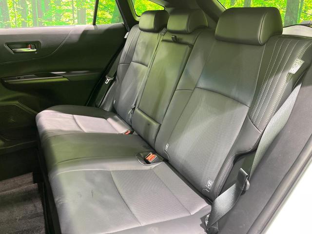 ハリアーハイブリッド Ｚ　レザーパッケージ　４ＷＤ　純正１２．３インチナビ　パノラマルーフ　全周囲カメラ　ＪＢＬサウンド　衝突被害軽減システム　レーダークルーズ　禁煙車　電動リアゲート　黒革シート　前席シートエアコン　ドラレコ　ＬＥＤヘッド（23枚目）