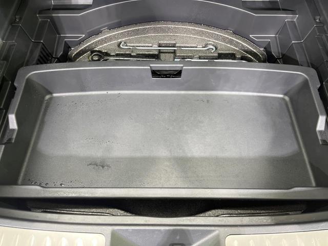 ハリアーハイブリッド Ｚ　レザーパッケージ　４ＷＤ　純正１２．３インチナビ　パノラマルーフ　全周囲カメラ　ＪＢＬサウンド　衝突被害軽減システム　レーダークルーズ　禁煙車　電動リアゲート　黒革シート　前席シートエアコン　ドラレコ　ＬＥＤヘッド（32枚目）