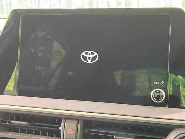 プリウス Ｘ　純正８型ディスプレイオーディオ　バックカメラ　衝突被害軽減システム　レーダークルーズ　禁煙車　ドラレコ　ＬＥＤヘッド　ＥＴＣ２．０　ブラインドスポットモニター　車線逸脱警報　オートエアコン（4枚目）