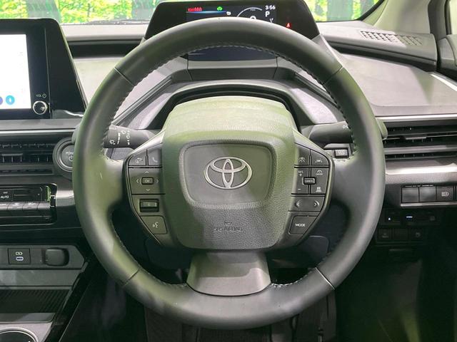 プリウス Ｘ　純正８型ディスプレイオーディオ　バックカメラ　衝突被害軽減システム　レーダークルーズ　禁煙車　ドラレコ　ＬＥＤヘッド　ＥＴＣ２．０　ブラインドスポットモニター　車線逸脱警報　オートエアコン（9枚目）