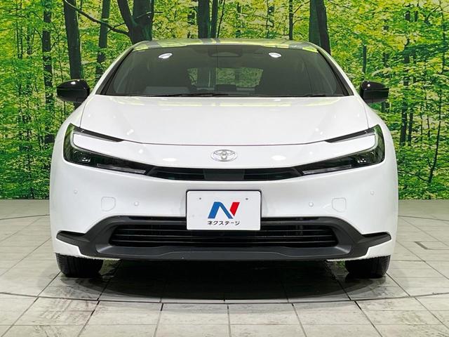 プリウス Ｘ　純正８型ディスプレイオーディオ　バックカメラ　衝突被害軽減システム　レーダークルーズ　禁煙車　ドラレコ　ＬＥＤヘッド　ＥＴＣ２．０　ブラインドスポットモニター　車線逸脱警報　オートエアコン（15枚目）