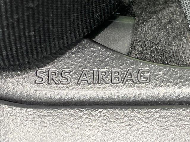 プリウス Ｘ　純正８型ディスプレイオーディオ　バックカメラ　衝突被害軽減システム　レーダークルーズ　禁煙車　ドラレコ　ＬＥＤヘッド　ＥＴＣ２．０　ブラインドスポットモニター　車線逸脱警報　オートエアコン（23枚目）