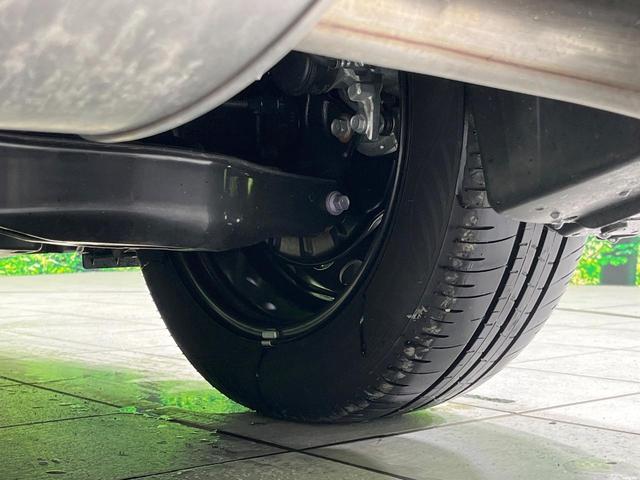 プリウス Ｘ　純正８型ディスプレイオーディオ　バックカメラ　衝突被害軽減システム　レーダークルーズ　禁煙車　ドラレコ　ＬＥＤヘッド　ＥＴＣ２．０　ブラインドスポットモニター　車線逸脱警報　オートエアコン（27枚目）