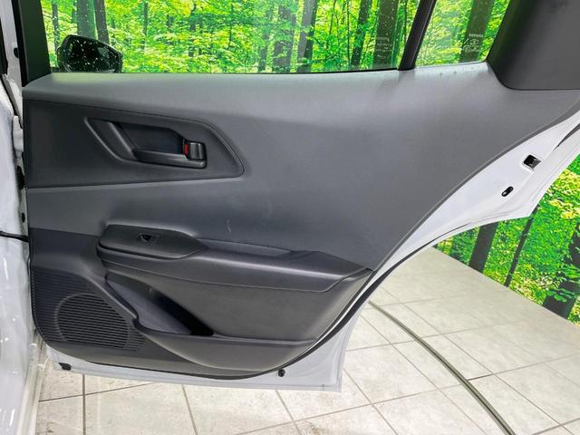 プリウス Ｘ　純正８型ディスプレイオーディオ　バックカメラ　衝突被害軽減システム　レーダークルーズ　禁煙車　ドラレコ　ＬＥＤヘッド　ＥＴＣ２．０　ブラインドスポットモニター　車線逸脱警報　オートエアコン（34枚目）