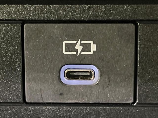 プリウス Ｘ　純正８型ディスプレイオーディオ　バックカメラ　衝突被害軽減システム　レーダークルーズ　禁煙車　ドラレコ　ＬＥＤヘッド　ＥＴＣ２．０　ブラインドスポットモニター　車線逸脱警報　オートエアコン（51枚目）