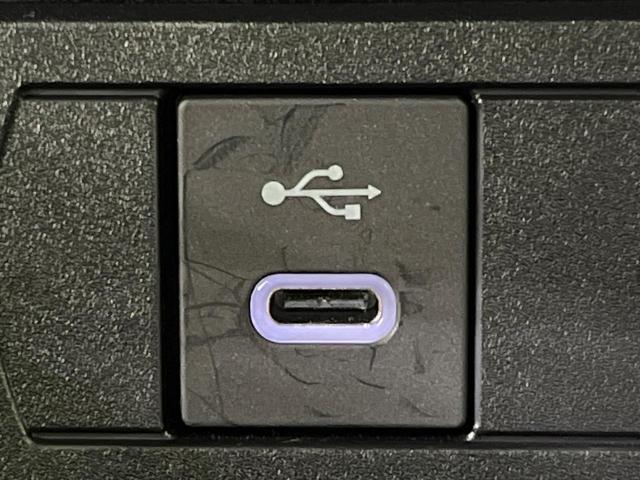 プリウス Ｘ　純正８型ディスプレイオーディオ　バックカメラ　衝突被害軽減システム　レーダークルーズ　禁煙車　ドラレコ　ＬＥＤヘッド　ＥＴＣ２．０　ブラインドスポットモニター　車線逸脱警報　オートエアコン（52枚目）