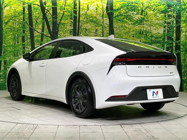 プリウス Ｘ　純正８型ディスプレイオーディオ　バックカメラ　衝突被害軽減システム　レーダークルーズ　禁煙車　ドラレコ　ＬＥＤヘッド　ＥＴＣ２．０　ブラインドスポットモニター　車線逸脱警報　オートエアコン（70枚目）