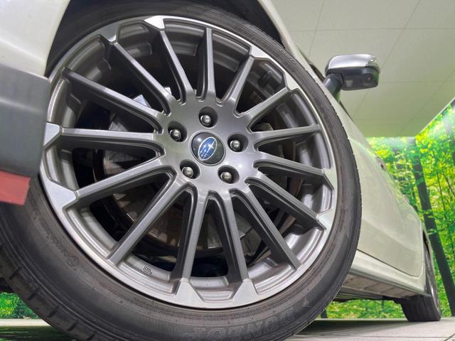 �y�����P�W�C���`�A���~�z�C�[���z�O�ςɃ}�b�`���������A���~�z�C�[���𑕒����Ă���܂��B�e��ЊO�A���~�z�C�[����A�X�^�b�h���X�^�C�����戵�����Ă���܂��B���񂲑��k����������