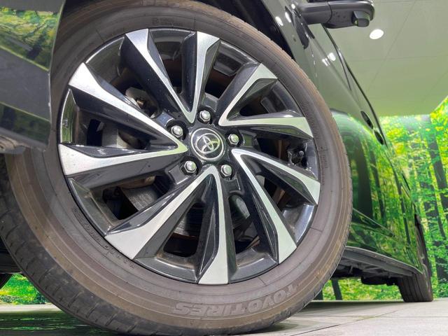 ヴォクシー Ｓ－Ｚ　両側電動スライドドア　純正１０．５インチナビ　バックカメラ　衝突被害軽減システム　レーダークルーズ　禁煙車　ＬＥＤヘッド　ＥＴＣ２．０　シートヒーター　ハーフレザーシート　純正１７インチアルミ（15枚目）