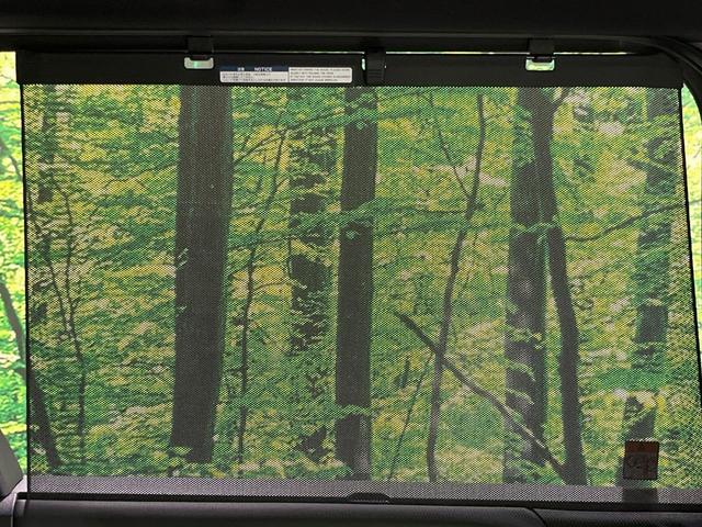 ヴォクシー Ｓ－Ｚ　両側電動スライドドア　純正１０．５インチナビ　バックカメラ　衝突被害軽減システム　レーダークルーズ　禁煙車　ＬＥＤヘッド　ＥＴＣ２．０　シートヒーター　ハーフレザーシート　純正１７インチアルミ（41枚目）