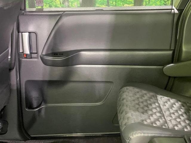 ヴォクシー Ｓ－Ｚ　両側電動スライドドア　純正１０．５インチナビ　バックカメラ　衝突被害軽減システム　レーダークルーズ　禁煙車　ＬＥＤヘッド　ＥＴＣ２．０　シートヒーター　ハーフレザーシート　純正１７インチアルミ（47枚目）