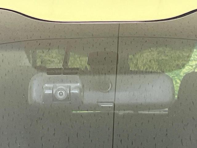 フリード Ｂ　４ＷＤ　６人乗　純正ナビ　バックカメラ　寒冷地仕様　禁煙車　ドラレコ　スマートキー　シートヒーター　ＥＴＣ　オートエアコン　両側スライドドア　Ｂｌｕｅｔｏｏｔｈ　ＣＤ　ＤＶＤ再生　フルセグ（7枚目）