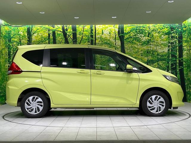 フリード Ｂ　４ＷＤ　６人乗　純正ナビ　バックカメラ　寒冷地仕様　禁煙車　ドラレコ　スマートキー　シートヒーター　ＥＴＣ　オートエアコン　両側スライドドア　Ｂｌｕｅｔｏｏｔｈ　ＣＤ　ＤＶＤ再生　フルセグ（54枚目）