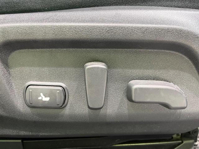 【パワーシート】スイッチ一つで簡単にシートの微調整が可能！電動だから力もいりません！快適なシートポジションにセットして、快適なドライブをお楽しみください。