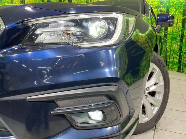 【ＬＥＤヘッドライト】悪天候や夜間走行時も良好な視界を確保し安心して運転できる高輝度ＬＥＤヘッドライトを装備！点灯速度が早く、消費電力も抑えられています。