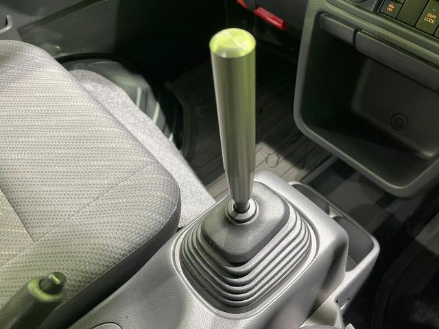 スーパーキャリイ Ｘ　４ＷＤ　ＭＴ車　衝突被害軽減システム　禁煙車　ＬＥＤヘッド　車線逸脱警報　オートライト　ＣＤ（29枚目）