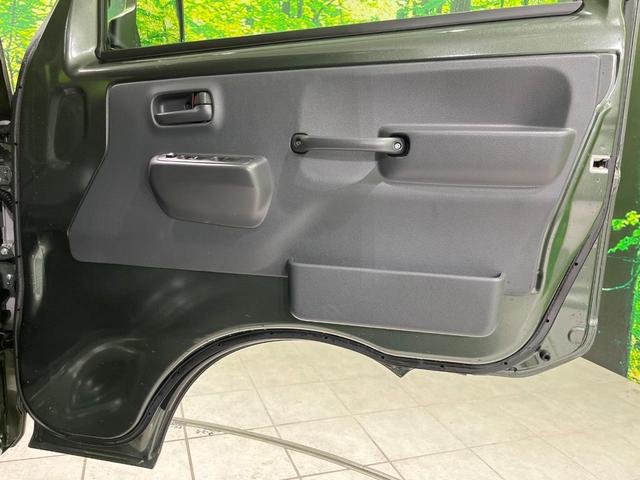 スーパーキャリイ Ｘ　４ＷＤ　ＭＴ車　衝突被害軽減システム　禁煙車　ＬＥＤヘッド　車線逸脱警報　オートライト　ＣＤ（31枚目）