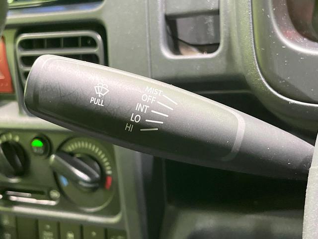 スーパーキャリイ Ｘ　４ＷＤ　ＭＴ車　衝突被害軽減システム　禁煙車　ＬＥＤヘッド　車線逸脱警報　オートライト　ＣＤ（36枚目）