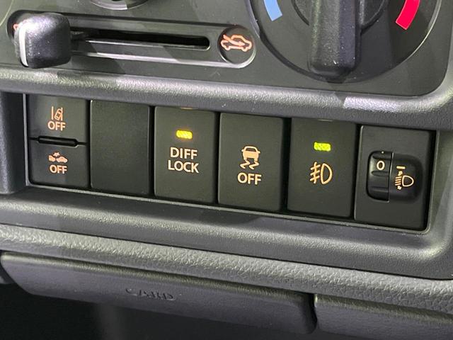 スーパーキャリイ Ｘ　４ＷＤ　ＭＴ車　衝突被害軽減システム　禁煙車　ＬＥＤヘッド　車線逸脱警報　オートライト　ＣＤ（38枚目）