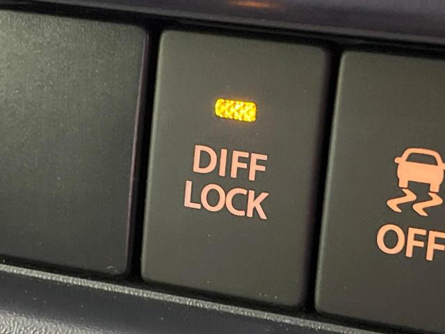 スーパーキャリイ Ｘ　４ＷＤ　ＭＴ車　衝突被害軽減システム　禁煙車　ＬＥＤヘッド　車線逸脱警報　オートライト　ＣＤ（41枚目）