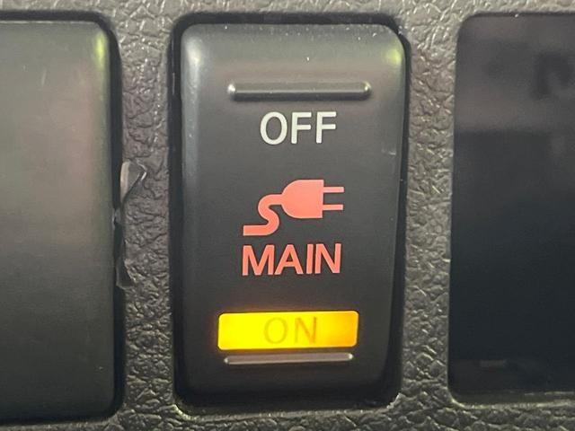 【アクセサリーコンセント】キャンプやスポーツ、アウトドアでのアクティビティはもちろん、災害・停電の際に助けにもなるＡＣ１００Ｖコンセントを装備♪ケータイやタブレット、ゲーム機器の充電にも♪