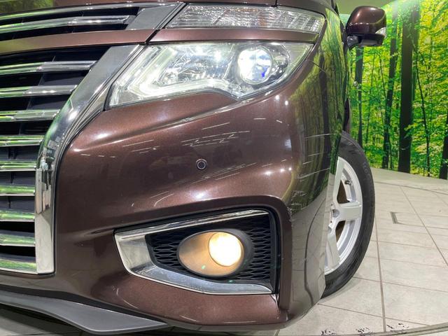 【ＬＥＤヘッドライト】悪天候や夜間走行時も良好な視界を確保し安心して運転できる高輝度ＬＥＤヘッドライトを装備！点灯速度が早く、消費電力も抑えられています。