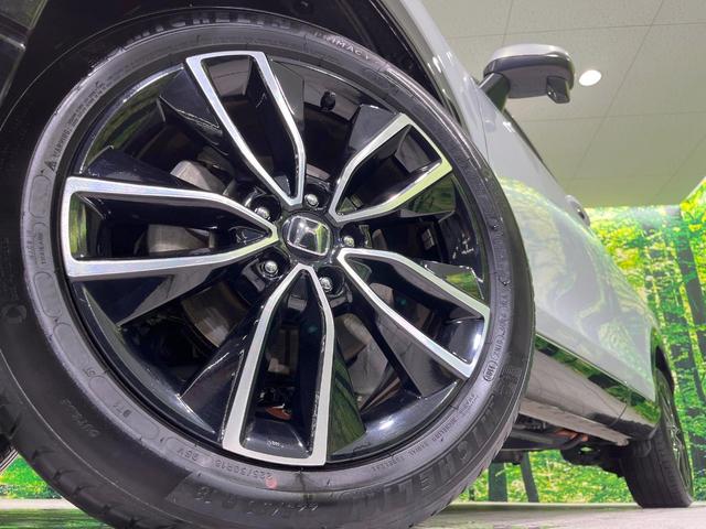 ヴェゼル e:HEV Z 4WD 9型ホンダコネクトディスプレイ バックカメラ 衝突被害軽減システム レーダークルーズ 禁煙 電動リアゲート ハーフレザーシート シートヒーター LEDヘッド ETC2.0 純正18インチアルミ(15枚目)