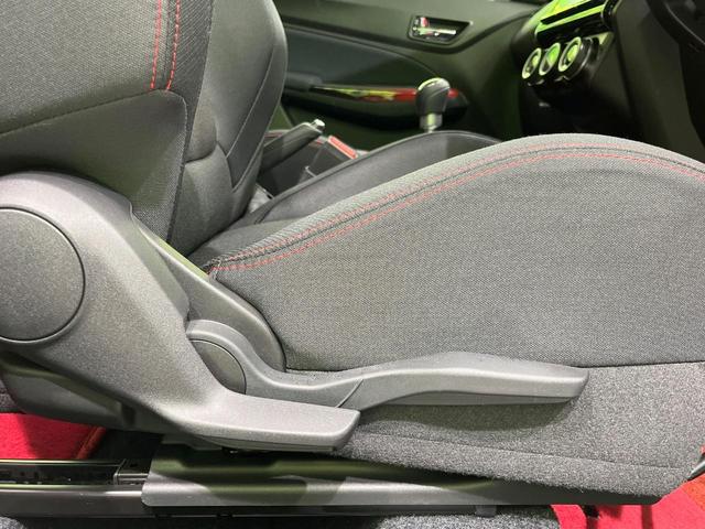 スイフトスポーツ ベースグレード　ＭＴ車　ターボ　８型ＳＤナビ　全周囲カメラ　衝突被害軽減システム　レーダークルーズ　禁煙車　シートヒーター　ドラレコ　スマートキー　ＬＥＤヘッド　ビルトインＥＴＣ　純正１７インチアルミ　車線逸脱警報（21枚目）