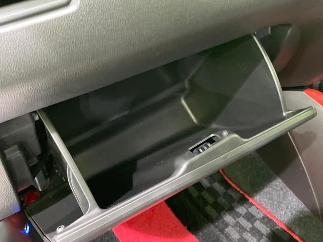 スイフトスポーツ ベースグレード　ＭＴ車　ターボ　８型ＳＤナビ　全周囲カメラ　衝突被害軽減システム　レーダークルーズ　禁煙車　シートヒーター　ドラレコ　スマートキー　ＬＥＤヘッド　ビルトインＥＴＣ　純正１７インチアルミ　車線逸脱警報（31枚目）