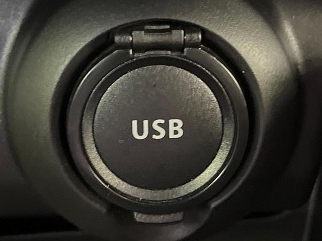 スイフトスポーツ ベースグレード　ＭＴ車　ターボ　８型ＳＤナビ　全周囲カメラ　衝突被害軽減システム　レーダークルーズ　禁煙車　シートヒーター　ドラレコ　スマートキー　ＬＥＤヘッド　ビルトインＥＴＣ　純正１７インチアルミ　車線逸脱警報（50枚目）