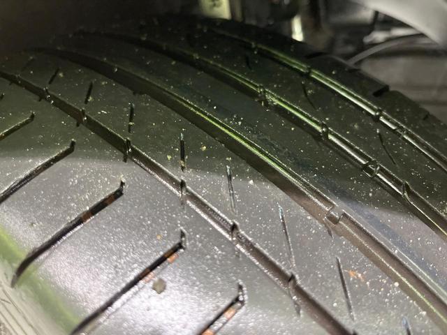 スイフトスポーツ ベースグレード　ＭＴ車　ターボ　８型ＳＤナビ　全周囲カメラ　衝突被害軽減システム　レーダークルーズ　禁煙車　シートヒーター　ドラレコ　スマートキー　ＬＥＤヘッド　ビルトインＥＴＣ　純正１７インチアルミ　車線逸脱警報（58枚目）