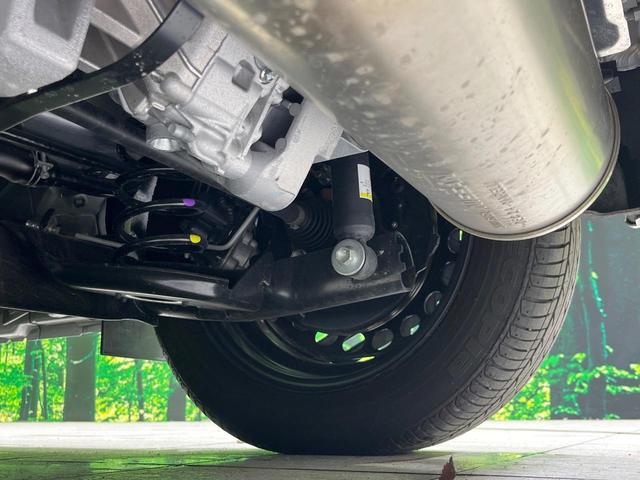 ノート Ｘ　ＦＯＵＲ　４ＷＤ　禁煙車　エマージェンシーブレーキ　ＳＤナビ　シートヒーター　ステアリングヒーター　コーナーセンサー　ＬＥＤヘッド　オートハイビーム　スマートキー　オートエアコン　ＥＴＣ　フルセグ（32枚目）