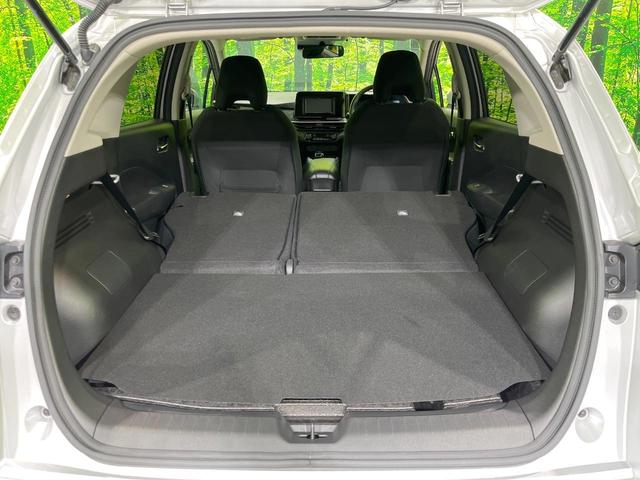 ノート Ｘ　ＦＯＵＲ　４ＷＤ　禁煙車　エマージェンシーブレーキ　ＳＤナビ　シートヒーター　ステアリングヒーター　コーナーセンサー　ＬＥＤヘッド　オートハイビーム　スマートキー　オートエアコン　ＥＴＣ　フルセグ（36枚目）