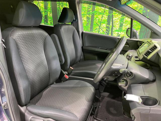 フリードスパイクハイブリッド ジャストセレクション 純正ナビ バックカメラ 両側パワースライドドア クルーズコントロール ETC HIDヘッドライト オートエアコン ステアリングスイッチ 地デジ ハーフレザーシート(8枚目)