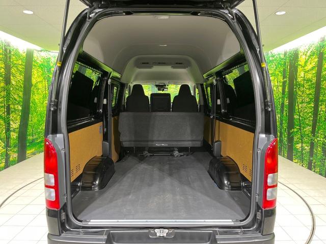 ハイエースバン ロングＤＸ　４ＷＤ　ディーゼル（軽油）　純正ＳＤナビ　全周囲カメラ　衝突被害軽減システム　禁煙車　ビルトインＥＴＣ　オートハイビーム　車線逸脱警報　オートライト　Ｂｌｕｅｔｏｏｔｈ　ＣＤ　ＤＶＤ再生　フルセグ（10枚目）