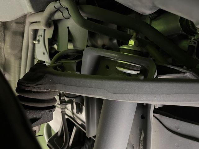 ハイエースバン ロングＤＸ　４ＷＤ　ディーゼル（軽油）　純正ＳＤナビ　全周囲カメラ　衝突被害軽減システム　禁煙車　ビルトインＥＴＣ　オートハイビーム　車線逸脱警報　オートライト　Ｂｌｕｅｔｏｏｔｈ　ＣＤ　ＤＶＤ再生　フルセグ（66枚目）