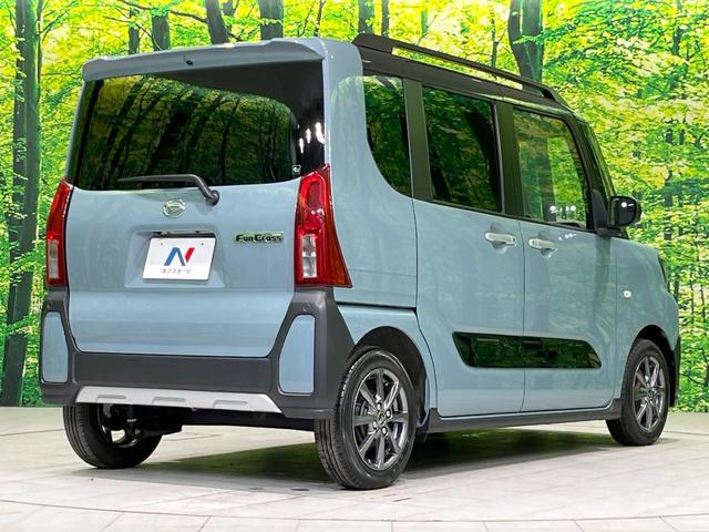 タント ファンクロス　禁煙車　セーフティサポート　純正ナビ　バックカメラ　両側パワースライドドア　シートヒーター　コーナーセンサー　ＬＥＤヘッドライト　Ｂｌｕｅｔｏｏｔｈ　フルセグ　純正１４インチＡＷ　アイドリングストップ（18枚目）