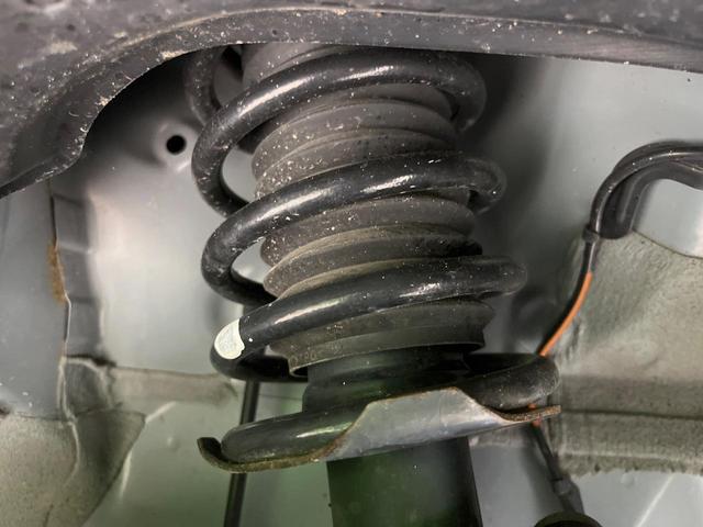 タント ファンクロス　禁煙車　セーフティサポート　純正ナビ　バックカメラ　両側パワースライドドア　シートヒーター　コーナーセンサー　ＬＥＤヘッドライト　Ｂｌｕｅｔｏｏｔｈ　フルセグ　純正１４インチＡＷ　アイドリングストップ（20枚目）