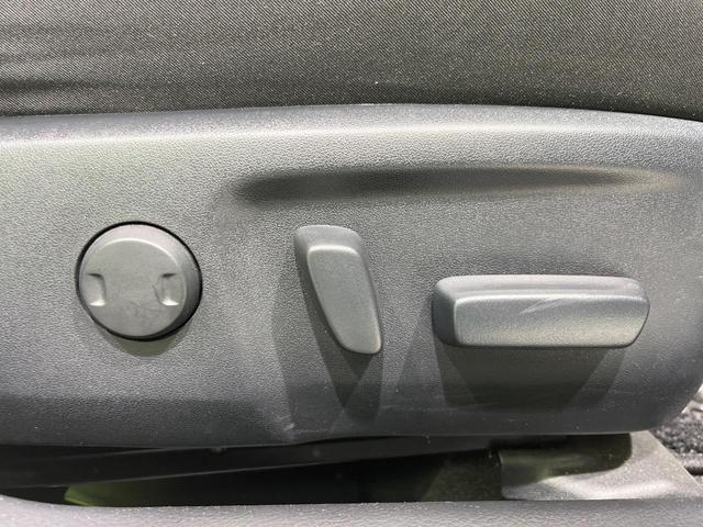 マークX 250G Four モデリスタエアロ 4WD 純正SDナビ バックカメラ 衝突被害軽減システム Bluetooth レーダークルーズ 禁煙車 ドラレコ HIDヘッド ビルトインETC 純正16インチアルミ 車線逸脱警報(19枚目)