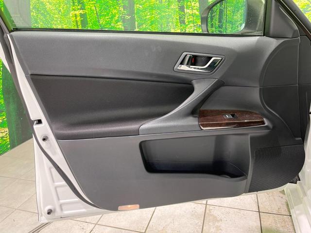 マークX 250G Four モデリスタエアロ 4WD 純正SDナビ バックカメラ 衝突被害軽減システム Bluetooth レーダークルーズ 禁煙車 ドラレコ HIDヘッド ビルトインETC 純正16インチアルミ 車線逸脱警報(27枚目)