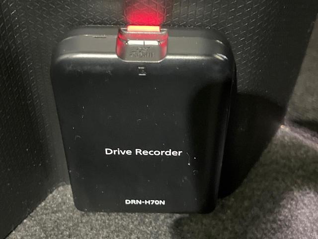 タント カスタムXセレクション 4WD 両側電動スライドドアドア 純正SDナビ バックカメラ 衝突被害軽減システム 禁煙車 ハーフレザーシート ドラレコ Bluetooth LEDヘッド スマートキー ETC 純正14インチアルミ(40枚目)