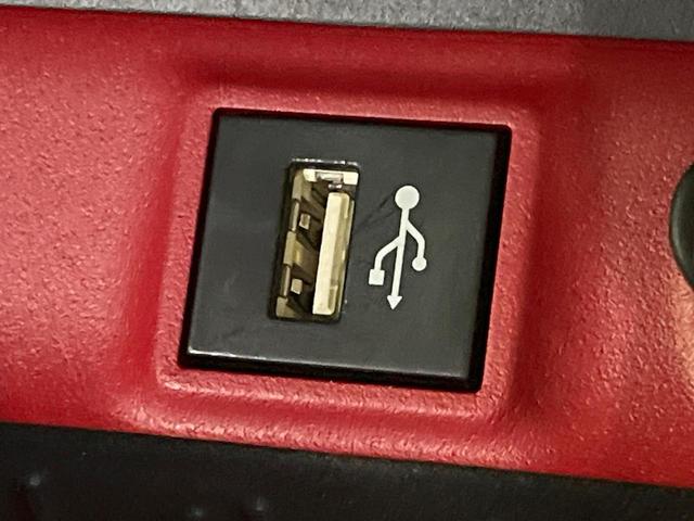 RAV4 アドベンチャー オフロードパッケージII 4WD 純正10.5型ディスプレイオーディオ バックカメラ 衝突被害軽減システム レーダークルーズ レザー調シート 禁煙車 LEDヘッド ETC2.0 純正18インチアルミ ステアリングヒーター(64枚目)