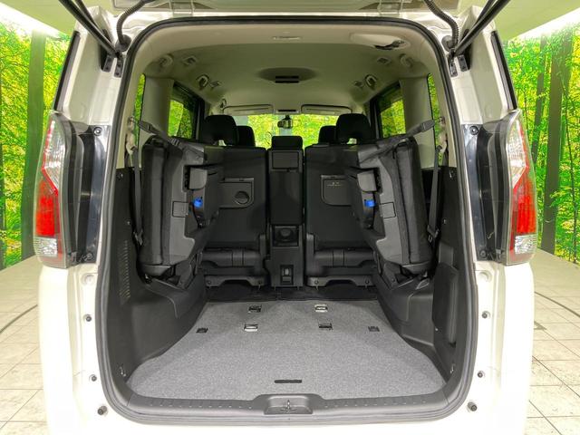 セレナ ハイウェイスター 両側電動スライド 純正SDナビ バックカメラ 禁煙車 スマートキー ビルトインETC オートライト オートエアコン リアエアコン Bluetooth CD DVD再生 地デジ(11枚目)