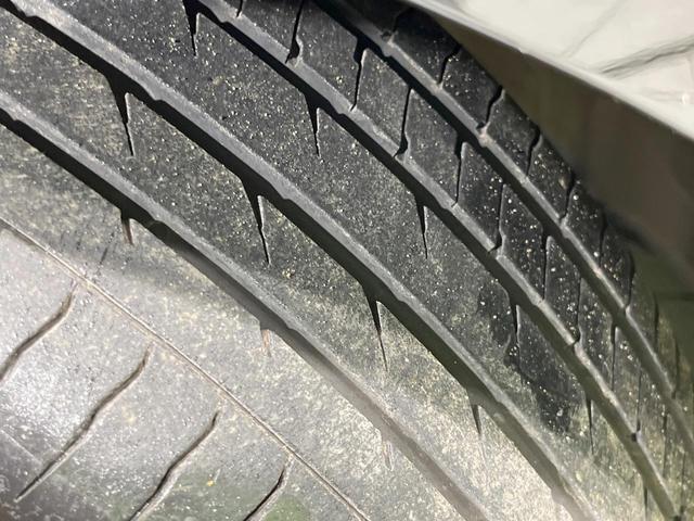 エルグランド ライダー　４ＷＤ　両側電動スライド　純正８型ナビ　バックカメラ　禁煙車　電動リアゲート　黒革シート　ＬＥＤヘッド　ビルトインＥＴＣ　クルコン　パワーバックドア　純正１８インチア（22枚目）