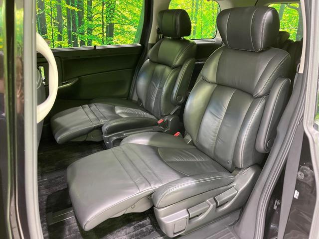 エルグランド ライダー　４ＷＤ　両側電動スライド　純正８型ナビ　バックカメラ　禁煙車　電動リアゲート　黒革シート　ＬＥＤヘッド　ビルトインＥＴＣ　クルコン　パワーバックドア　純正１８インチア（62枚目）