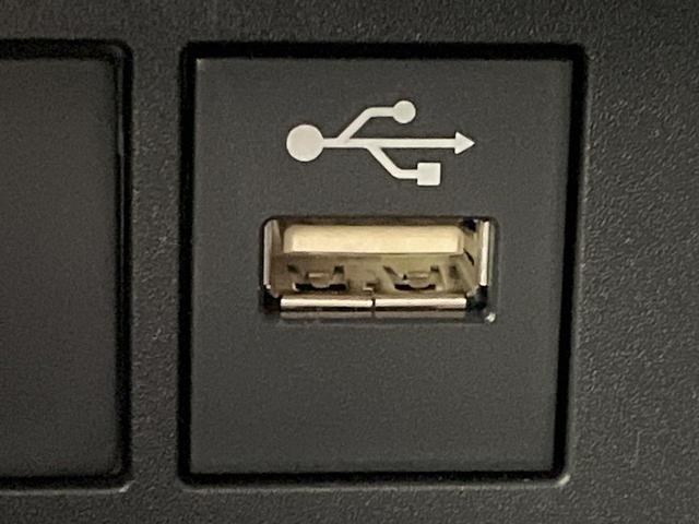 アクア G 禁煙車 セーフティセンス 純正ナビ 全周囲カメラ アクセサリーコンセント シートヒーター レーダークルーズ LEDヘッド オートハイビーム ETC Bluetooth スマートキー オートエアコン(62枚目)