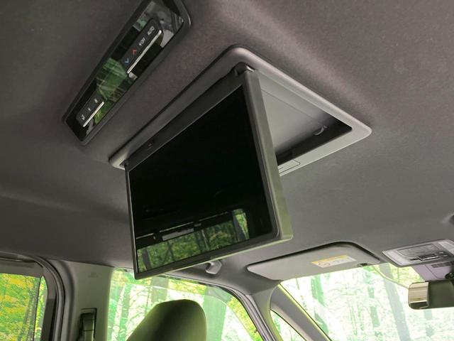 ヴォクシー Ｓ－Ｚ　禁煙車　フリップダウンモニター　セーフティセンス　純正ナビ　バックカメラ　両側パワースライドドア　シートヒーター　レーダークルーズ　ＬＥＤヘッド　オートハイビーム　ＥＴＣ２．０　Ｂｌｕｅｔｏｏｔｈ（3枚目）