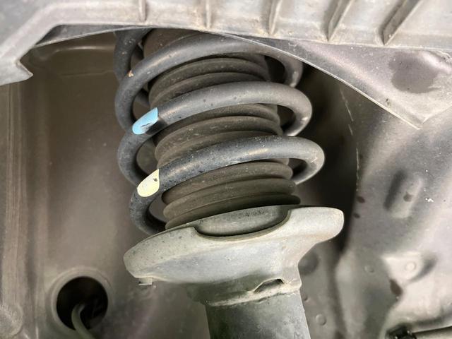 アルト Ｌ　禁煙車　シートヒーター　ＣＤ　アイドリングストップ　横滑り防止装置　ドアバイザー　プライバシーガラス（20枚目）